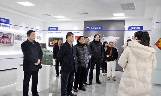 仲景中医药产业研究院院长魏冬青莅临言鼎集团考察交流